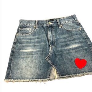 ❤️ Lucky Brand sz 6 distressed denim skirt w/ ❤️
